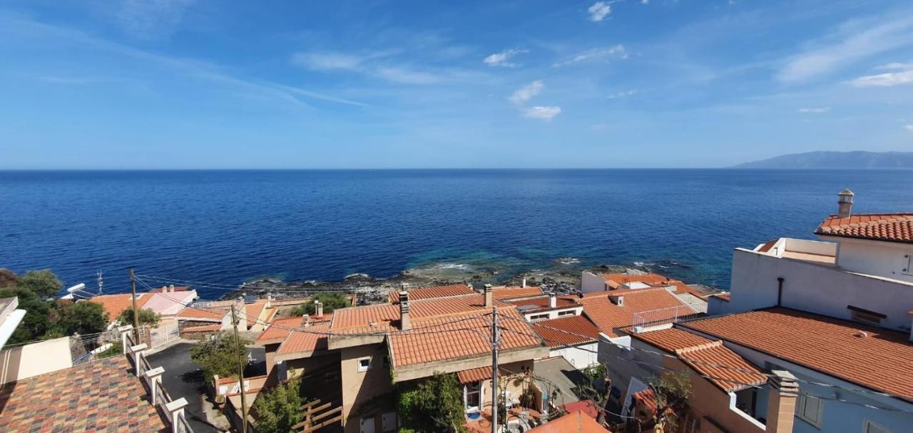 Appartamento Terrazza Vista Mare Cala Gonone Bagian luar foto