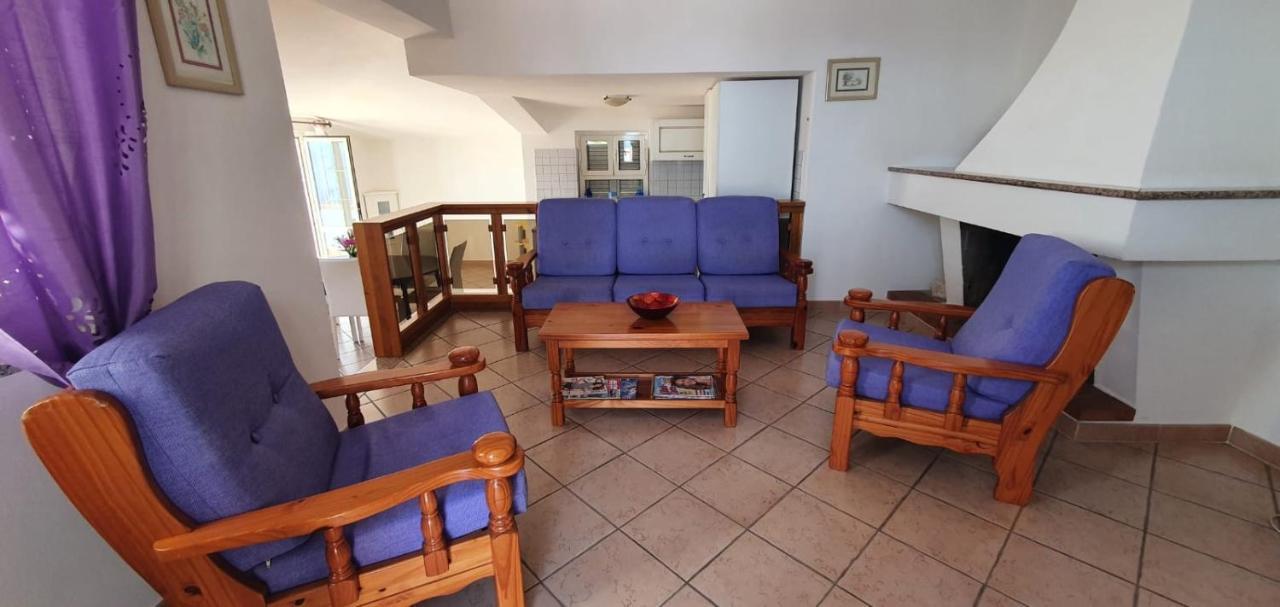 Appartamento Terrazza Vista Mare Cala Gonone Bagian luar foto