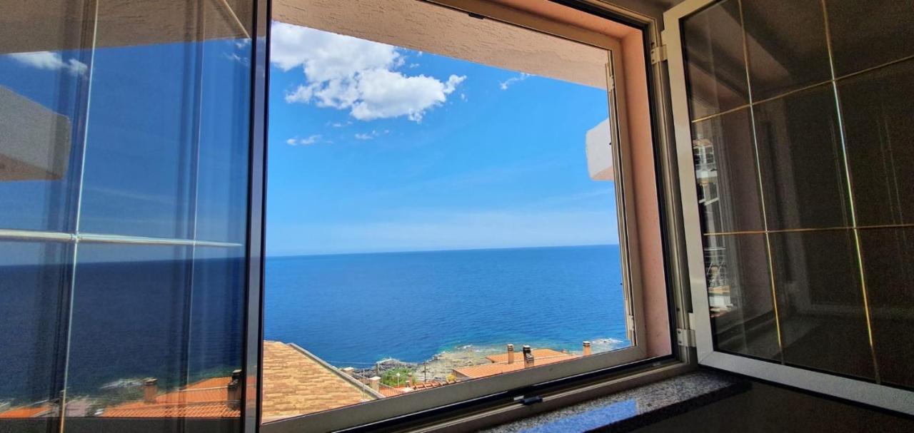 Appartamento Terrazza Vista Mare Cala Gonone Bagian luar foto
