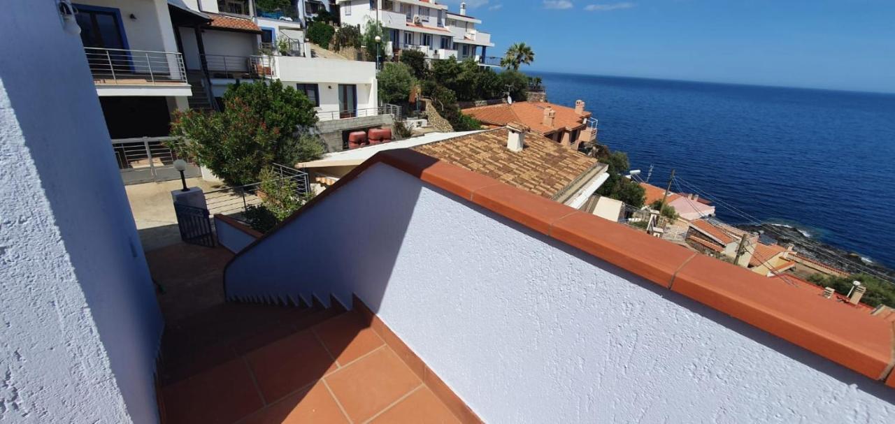 Appartamento Terrazza Vista Mare Cala Gonone Bagian luar foto